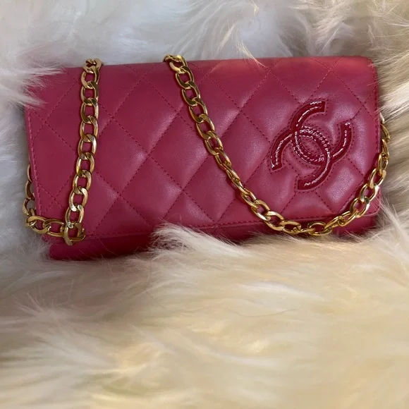 Chanel Bifold CC quilted Wallet - Picture 2 of 7